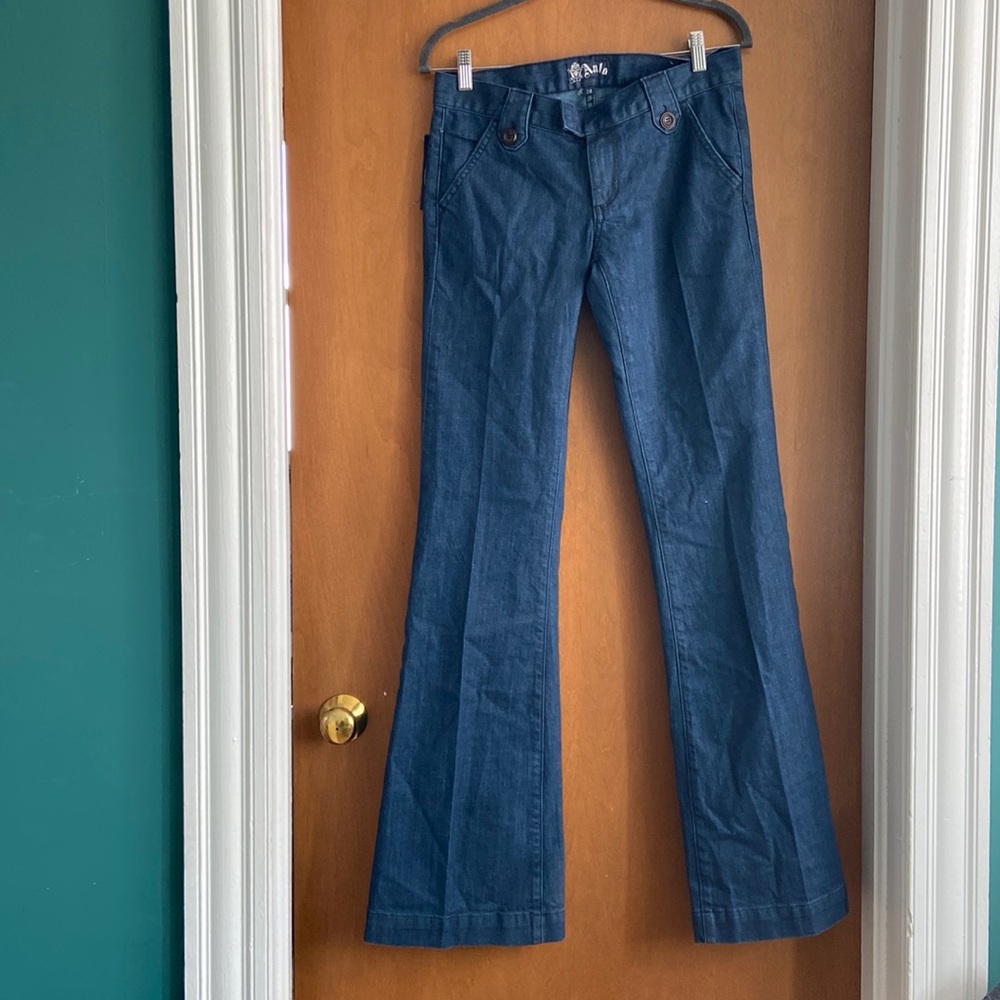 Wide leg/ flare jeans size 28